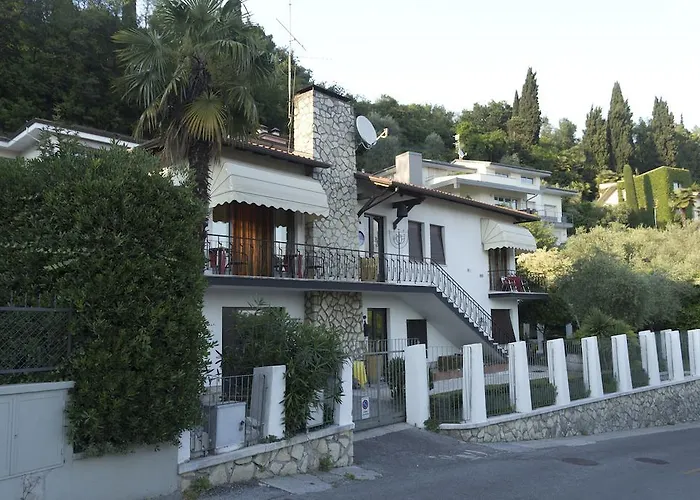 Guest House Villa De Ros